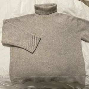 h&m cozy turtleneck sweater